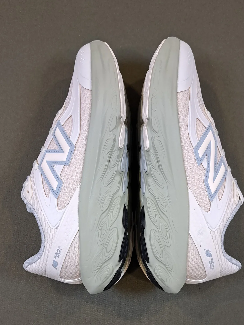 New Balance TRN Sneaker - Color: Beige / Green - Size: Men 10